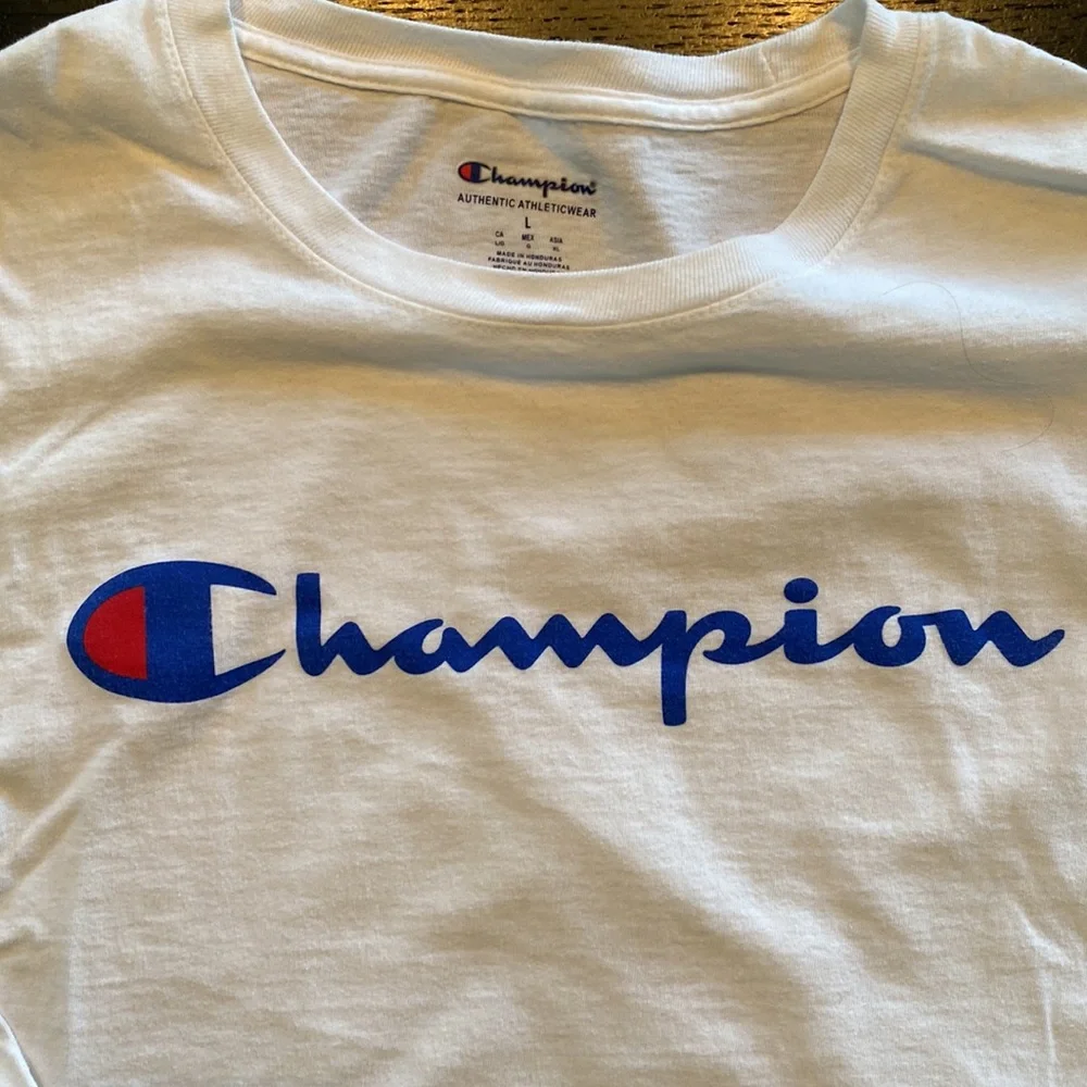 Champion Logo Longsleeve Tee - Picture 2 of 3